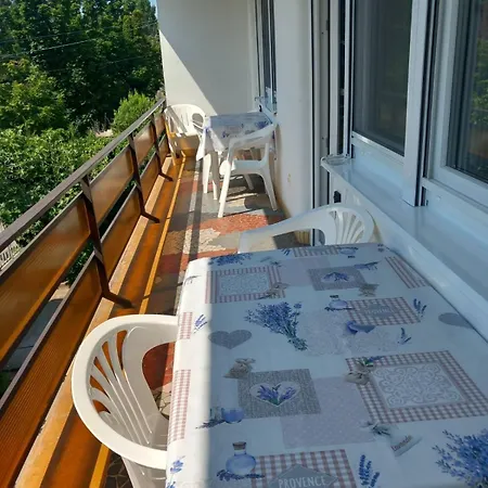 Leander Apartament