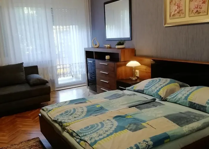 Leander Apartament *